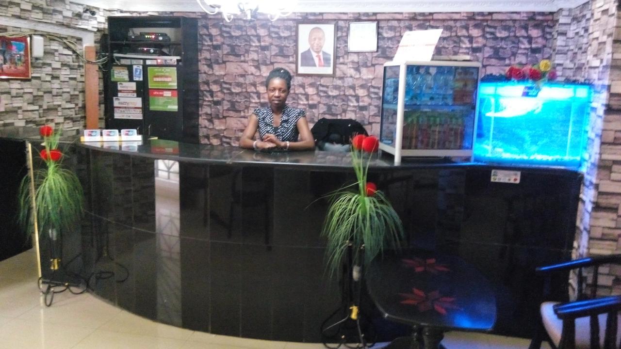 Royal Palm Hotel And Suites Nakuru Luaran gambar