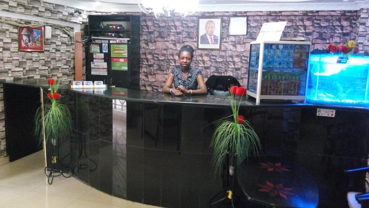 Royal Palm Hotel And Suites Nakuru Luaran gambar